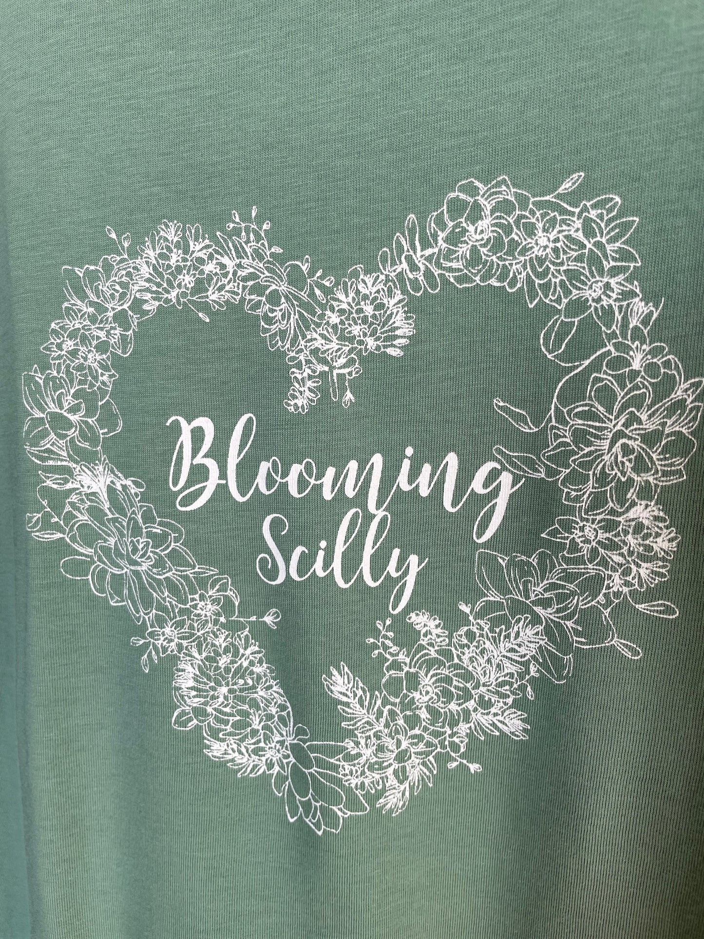 Blooming Scilly Organic Tee - Sage Green